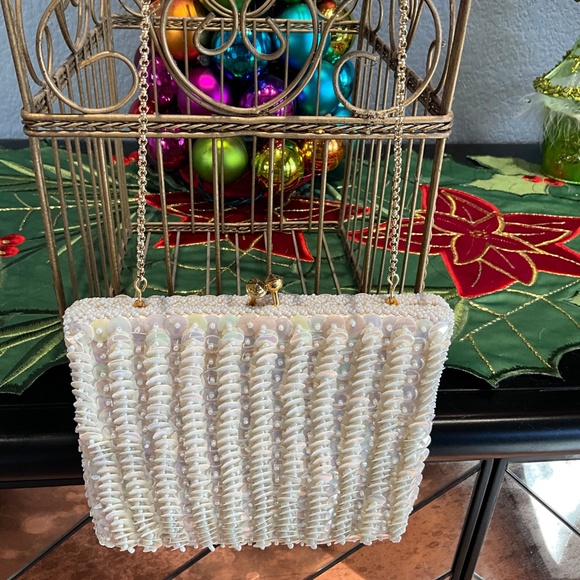 Vintage Something Old Handmade in Hong Kong Bridal Sequin Pearl Clutch B… - Picture 2 of 9